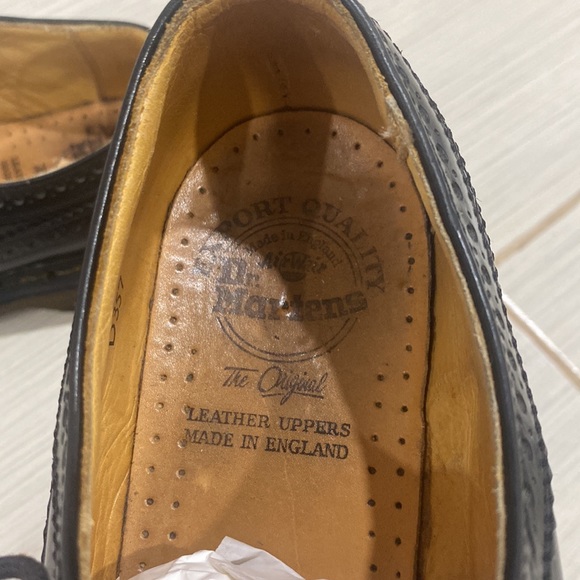 Dr martens 3989 SMOOTH LEATHER BROGUE SHOES size 7 - Picture 4 of 9